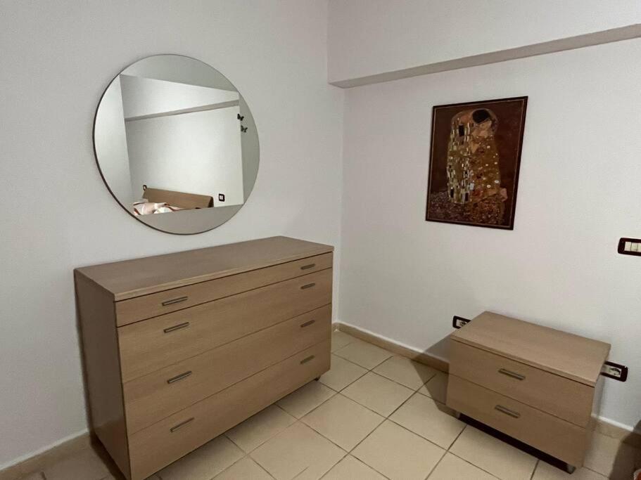 Ak Terminal Apartments Durrës Buitenkant foto